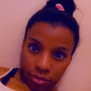 Meet your Posher, Angelina